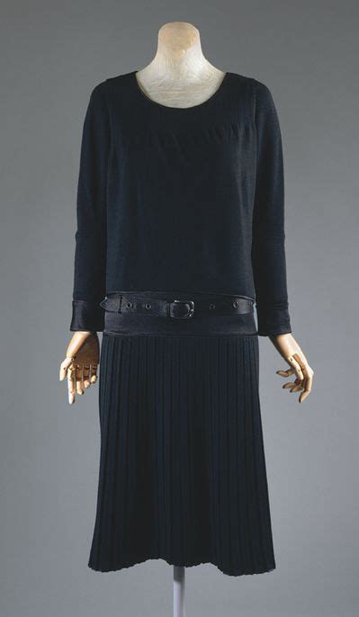 petite robe noire chanel 1920|petite robe noire chanel.